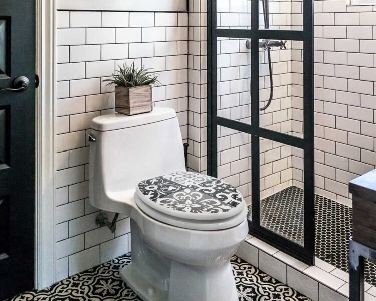 small bathroom remodel pinterest old house bat 2606 layjao